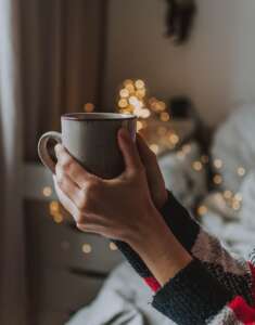coffee, tee, cup, keep, hand, arm, sweater, cozy, coffee cup, winter, cold, home, comfort